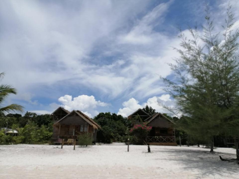 Green Blue Beach Hostel ロンサレム島 エクステリア 写真