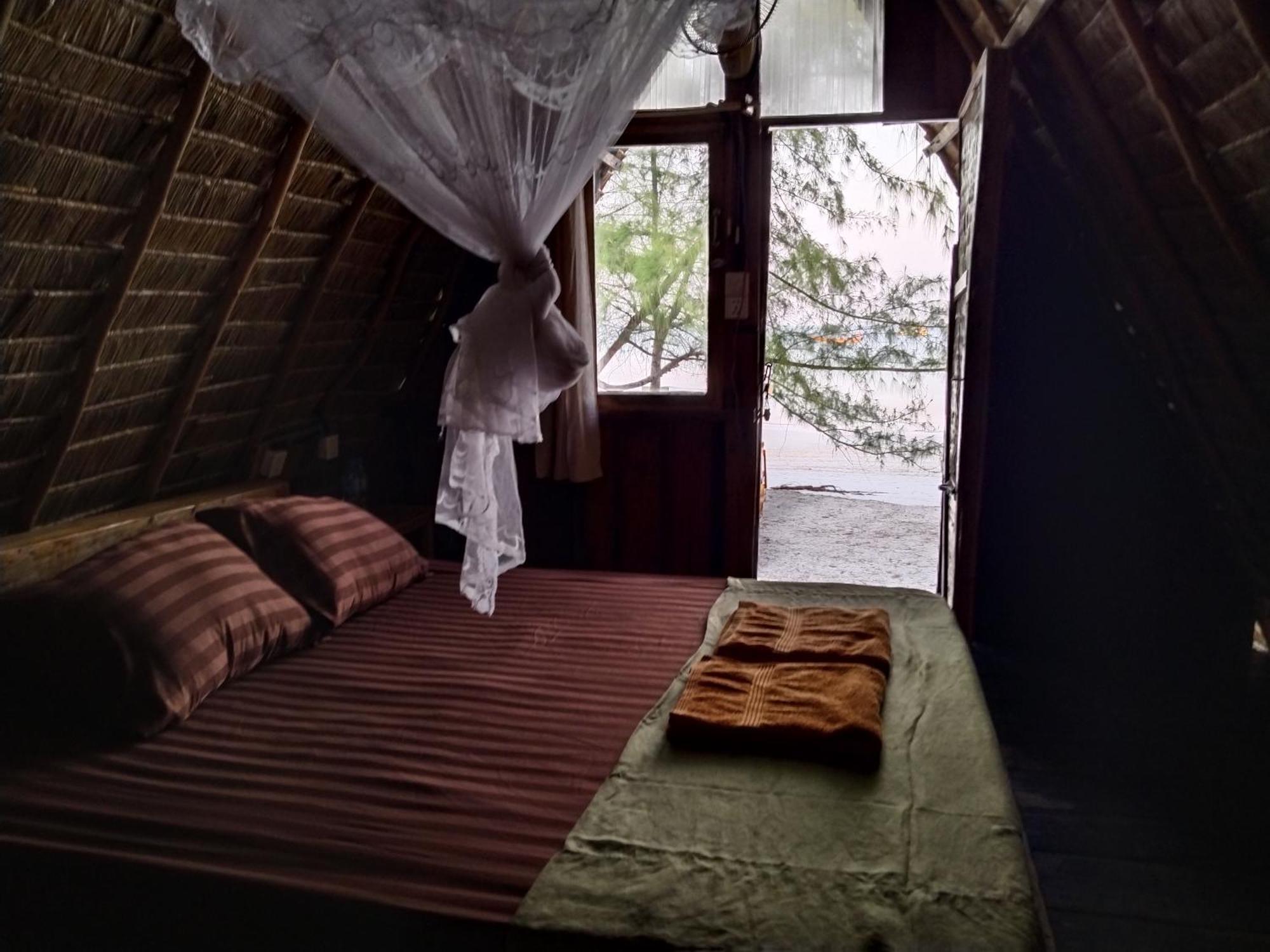 Green Blue Beach Hostel ロンサレム島 エクステリア 写真